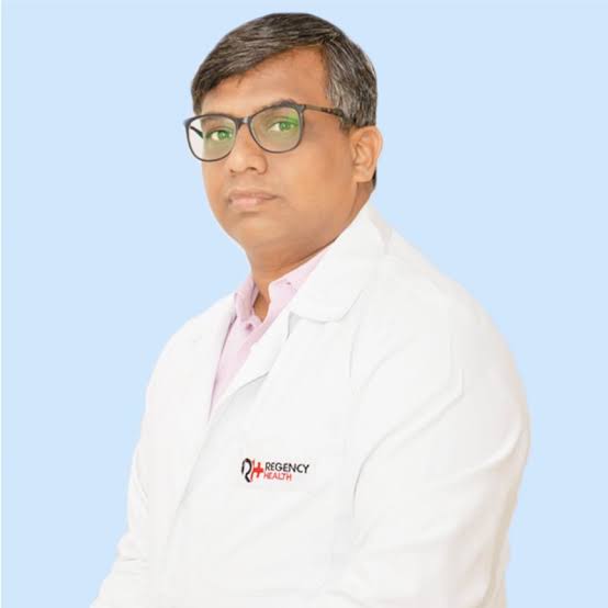 Dr. YASH JHAVERI